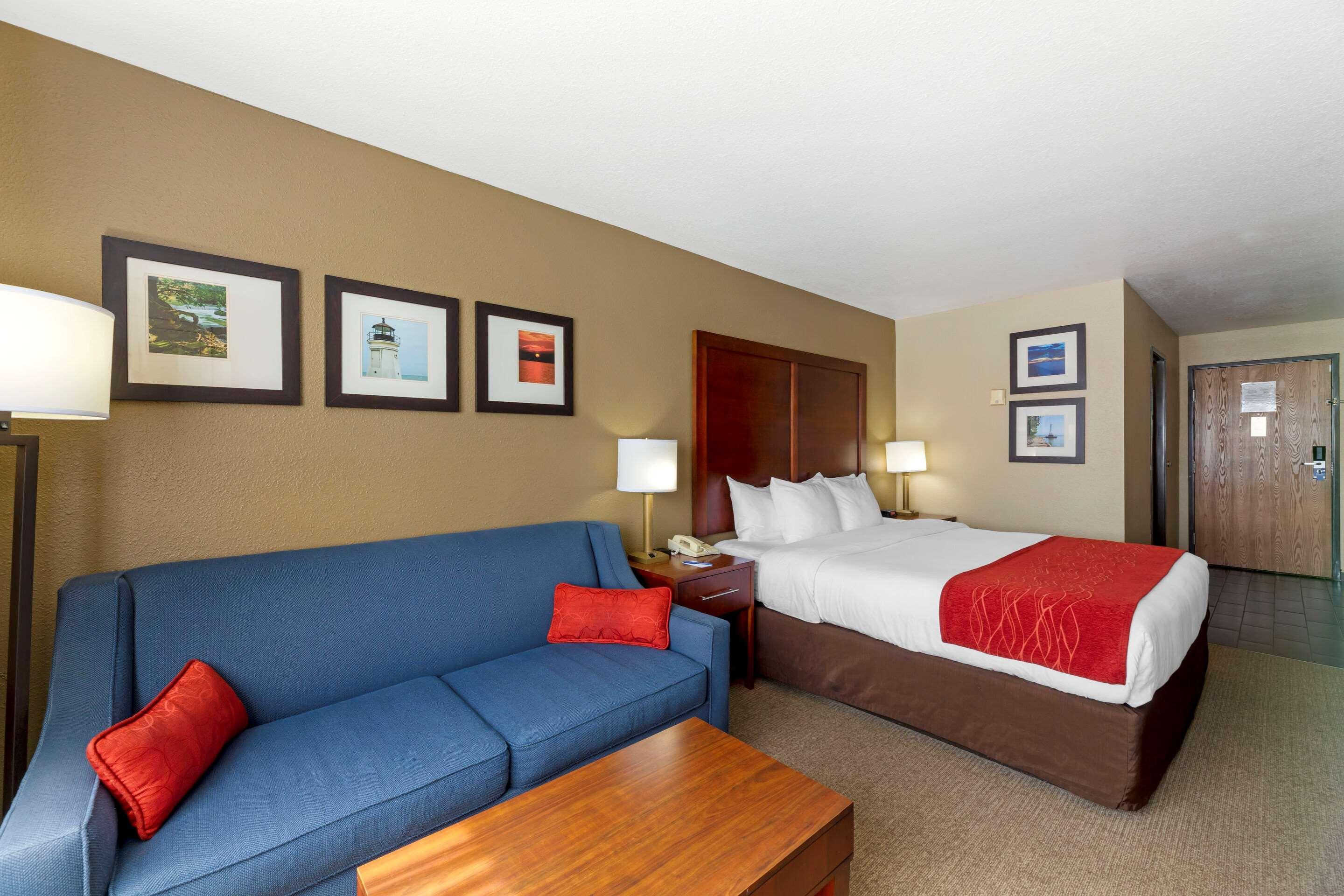 Comfort Inn River'S Edge Huron Dış mekan fotoğraf