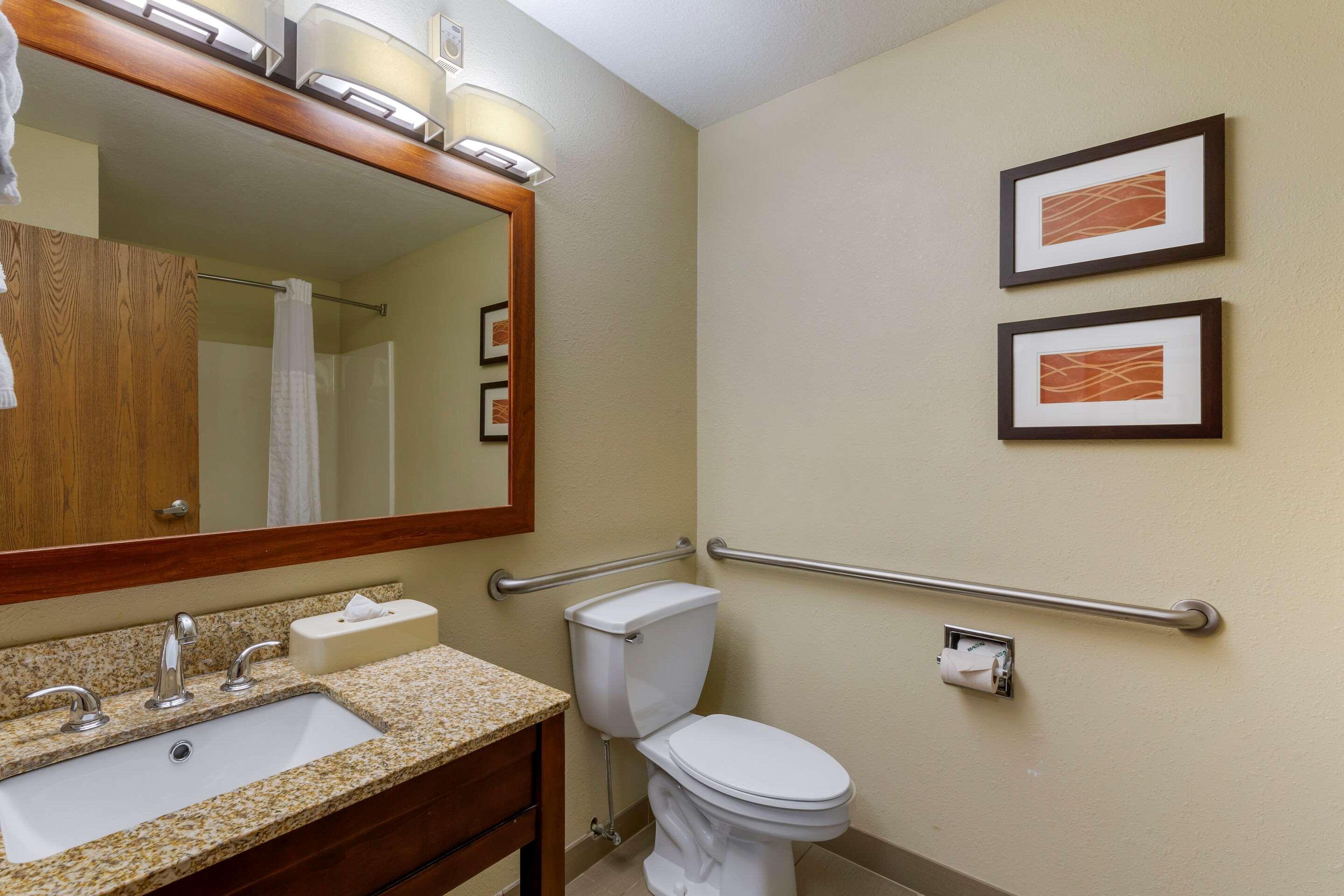 Comfort Inn River'S Edge Huron Dış mekan fotoğraf