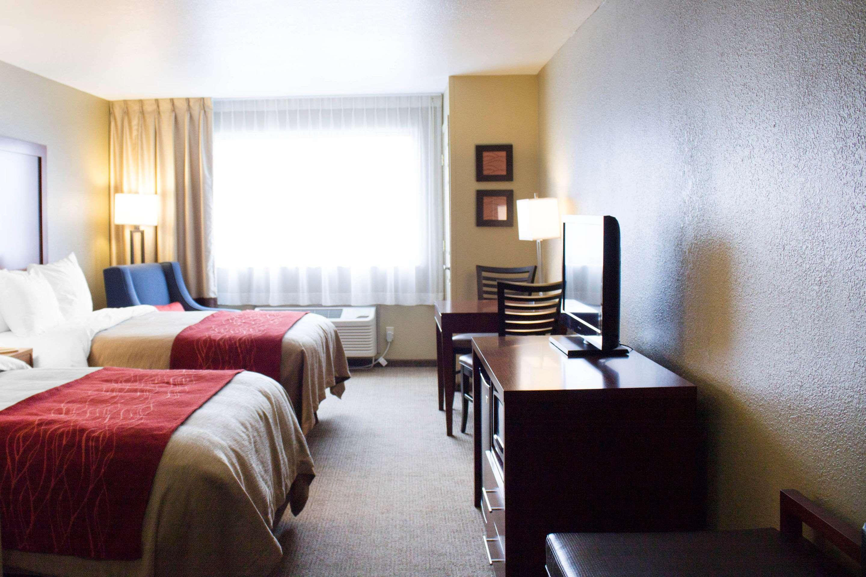 Comfort Inn River'S Edge Huron Dış mekan fotoğraf